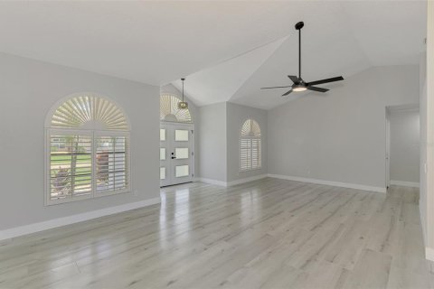 Casa en venta en Port Charlotte, Florida, 3 dormitorios, 234.67 m2 № 2093856 - foto 9