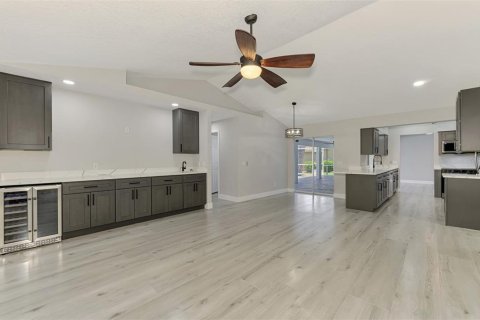 Casa en venta en Port Charlotte, Florida, 3 dormitorios, 234.67 m2 № 2093856 - foto 13