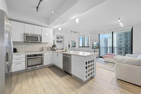 Copropriété à louer à Miami, Floride: 2 chambres, 98.85 m2 № 2152861 - photo 7