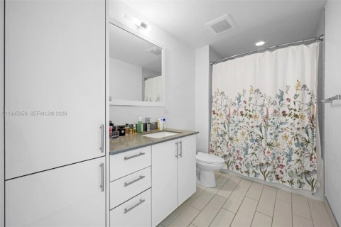 Copropriété à louer à Miami, Floride: 2 chambres, 98.85 m2 № 2152861 - photo 20