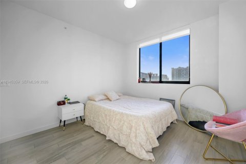 Copropriété à louer à Miami, Floride: 2 chambres, 98.85 m2 № 2152861 - photo 17