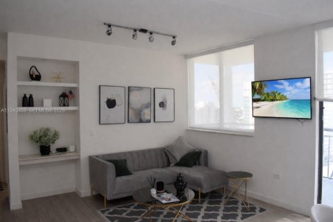Copropriété à louer à Miami, Floride: 2 chambres, 98.85 m2 № 2152861 - photo 4
