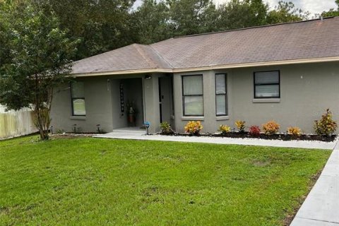 House in Ocala, Florida 3 bedrooms, 100.24 sq.m. № 939965 - photo 3
