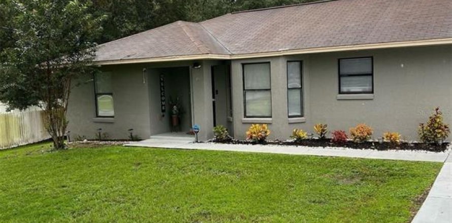 House in Ocala, Florida 3 bedrooms, 100.24 sq.m. № 939965