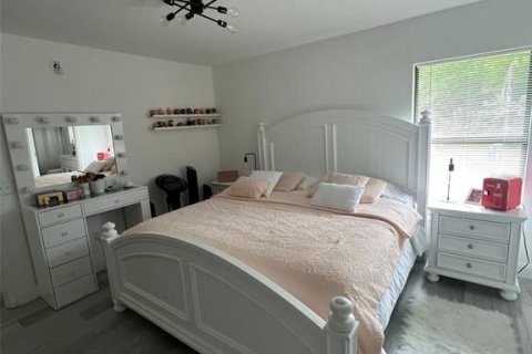House in Ocala, Florida 3 bedrooms, 100.24 sq.m. № 939965 - photo 19