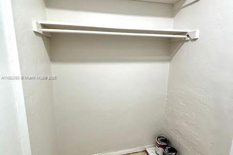 Apartment in Coral Gables, Florida 1 bedroom, 46.45 sq.m. № 1892371 - photo 12