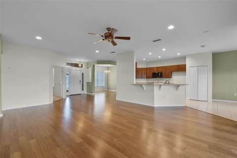 House in Kissimmee, Florida 4 bedrooms, 227.8 sq.m. № 1802375 - photo 11