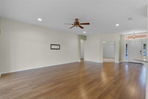 House in Kissimmee, Florida 4 bedrooms, 227.8 sq.m. № 1802375 - photo 13