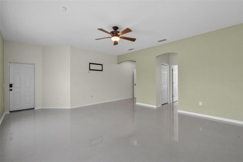 House in Kissimmee, Florida 4 bedrooms, 227.8 sq.m. № 1802375 - photo 20