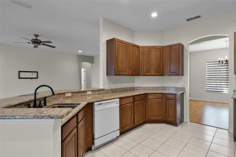 House in Kissimmee, Florida 4 bedrooms, 227.8 sq.m. № 1802375 - photo 16