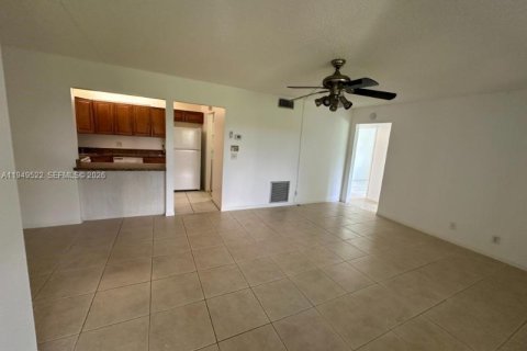 Copropriété à vendre à West Palm Beach, Floride: 2 chambres, 92.07 m2 № 2061803 - photo 5