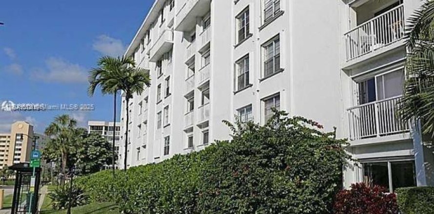 Appartement à Sunny Isles Beach, Floride 1 chambre, 86.4 m2 № 1825457