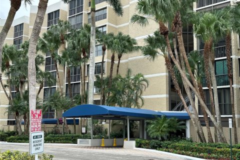 Condominio en venta en Weston, Florida, 1 dormitorio, 94.48 m2 № 1875226 - foto 28