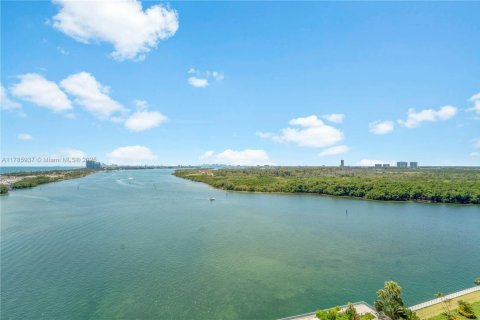 Copropriété à vendre à Sunny Isles Beach, Floride: 3 chambres, 145.86 m2 № 1958822 - photo 11