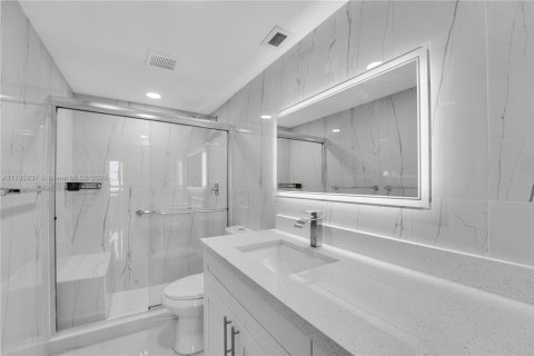 Copropriété à vendre à Sunny Isles Beach, Floride: 3 chambres, 145.86 m2 № 1958822 - photo 21