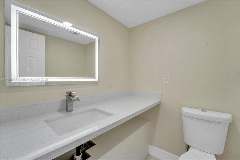 Copropriété à vendre à Sunny Isles Beach, Floride: 3 chambres, 145.86 m2 № 1958822 - photo 18