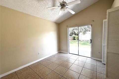 Снять в аренду виллу или дом в Орландо, Флорида 3 комнаты, 107.02м2, № 1879582 - фото 17