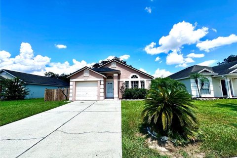 Снять в аренду виллу или дом в Орландо, Флорида 3 комнаты, 107.02м2, № 1879582 - фото 2