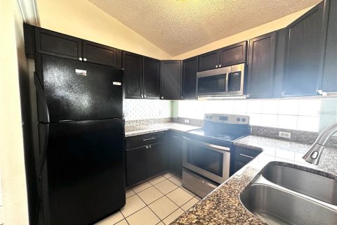 Снять в аренду виллу или дом в Орландо, Флорида 3 комнаты, 107.02м2, № 1879582 - фото 9