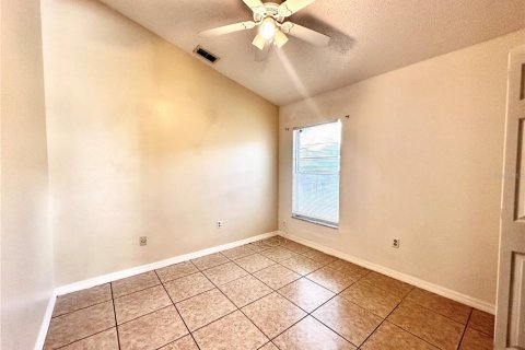 Снять в аренду виллу или дом в Орландо, Флорида 3 комнаты, 107.02м2, № 1879582 - фото 20