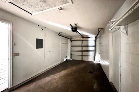 Снять в аренду виллу или дом в Орландо, Флорида 3 комнаты, 107.02м2, № 1879582 - фото 23