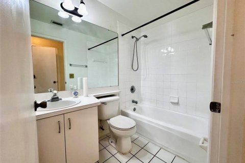 Снять в аренду виллу или дом в Орландо, Флорида 3 комнаты, 107.02м2, № 1879582 - фото 21