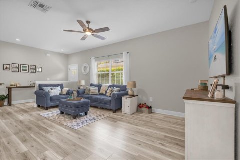 Touwnhouse à vendre à Clermont, Floride: 2 chambres, 117.52 m2 № 1913210 - photo 5