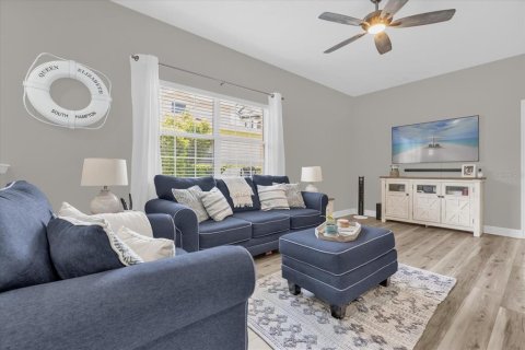Touwnhouse à vendre à Clermont, Floride: 2 chambres, 117.52 m2 № 1913210 - photo 4