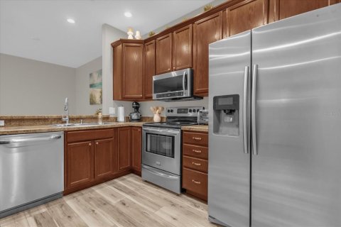 Touwnhouse à vendre à Clermont, Floride: 2 chambres, 117.52 m2 № 1913210 - photo 10