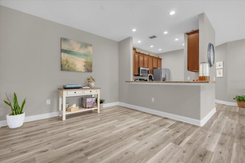 Touwnhouse à vendre à Clermont, Floride: 2 chambres, 117.52 m2 № 1913210 - photo 9