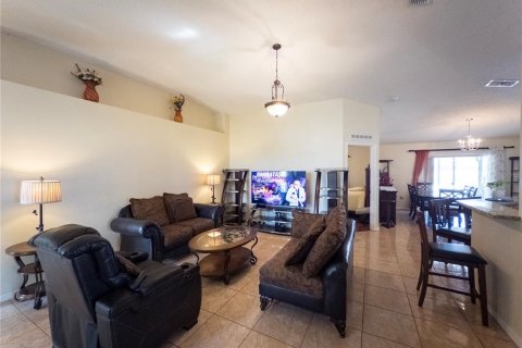 Casa en venta en Davenport, Florida, 3 dormitorios, 150.97 m2 № 1687405 - foto 3