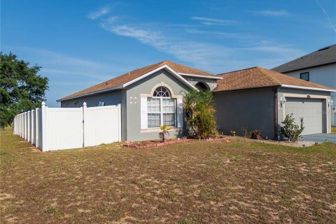 Casa en venta en Davenport, Florida, 3 dormitorios, 150.97 m2 № 1687405 - foto 2