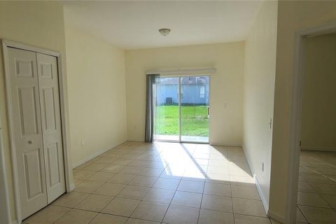Apartamento en alquiler en Kissimmee, Florida, 3 dormitorios, 111.48 m2 № 1879868 - foto 5