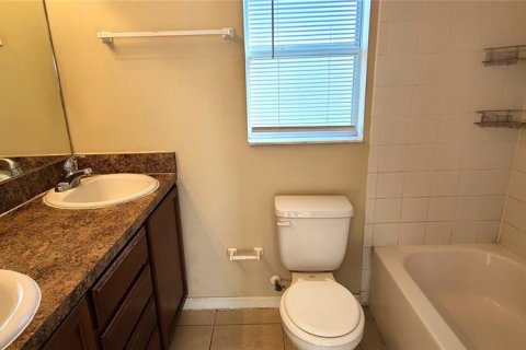Apartamento en alquiler en Kissimmee, Florida, 3 dormitorios, 111.48 m2 № 1879868 - foto 13