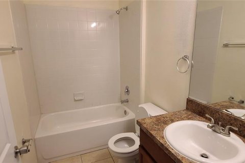 Apartamento en alquiler en Kissimmee, Florida, 3 dormitorios, 111.48 m2 № 1879868 - foto 9