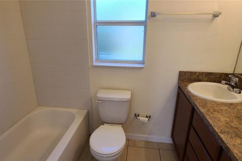 Apartamento en alquiler en Kissimmee, Florida, 3 dormitorios, 111.48 m2 № 1879868 - foto 7
