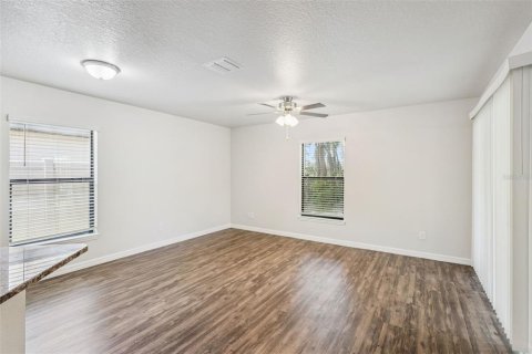 Casa en venta en Lakeland, Florida, 3 dormitorios, 135.73 m2 № 2157726 - foto 7