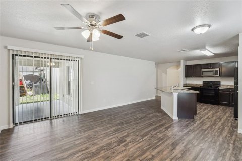 Casa en venta en Lakeland, Florida, 3 dormitorios, 135.73 m2 № 2157726 - foto 6
