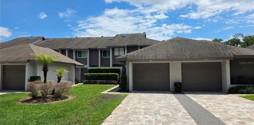 Touwnhouse à Altamonte Springs, Floride 3 chambres, 122.07 m2 № 2416407