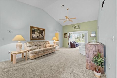 House in Lakeland, Florida 2 bedrooms, 114.73 sq.m. № 1677819 - photo 5