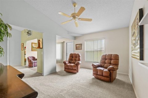 House in Lakeland, Florida 2 bedrooms, 114.73 sq.m. № 1677819 - photo 9