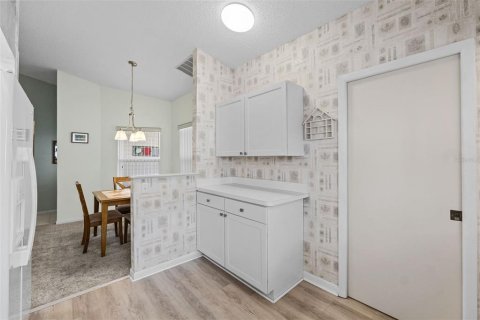 House in Lakeland, Florida 2 bedrooms, 114.73 sq.m. № 1677819 - photo 17