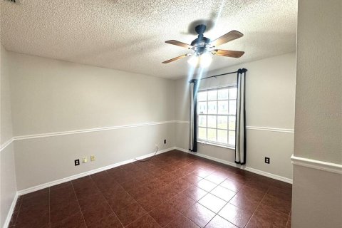 House in Deltona, Florida 4 bedrooms, 150.13 sq.m. № 1898794 - photo 2