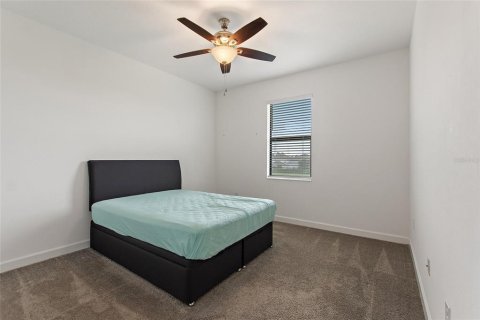 House in Davenport, Florida 5 bedrooms, 449.46 sq.m. № 1821212 - photo 28