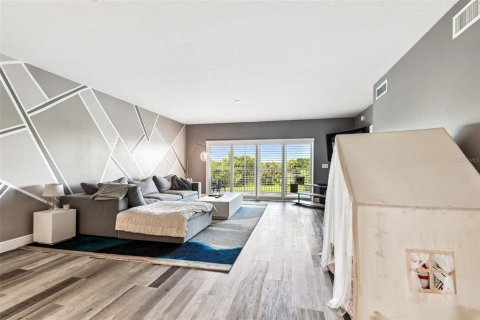 Copropriété à vendre à Largo, Floride: 3 chambres, 146.41 m2 № 1832690 - photo 19