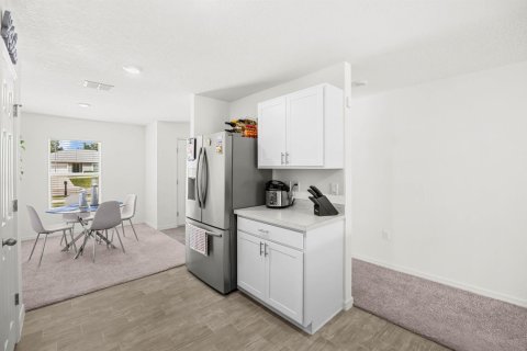 Villa ou maison à vendre à Port St. Lucie, Floride: 3 chambres, 144.18 m2 № 2177141 - photo 13
