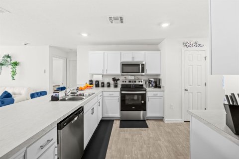 Villa ou maison à vendre à Port St. Lucie, Floride: 3 chambres, 144.18 m2 № 2177141 - photo 7