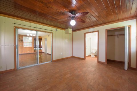 Casa en venta en Homestead, Florida, 4 dormitorios, 308.9 m2 № 2017114 - foto 12