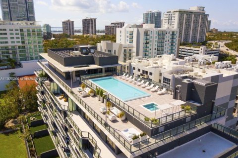 Condo in Miami, Florida, 1 bedroom  № 2042502 - photo 28