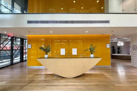 Condo in Miami, Florida, 1 bedroom  № 2042502 - photo 20